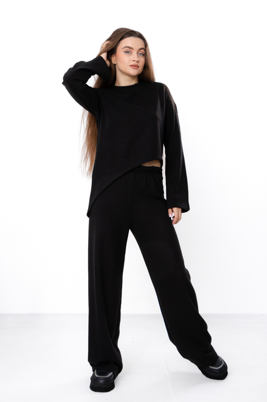 Костюм жіночий